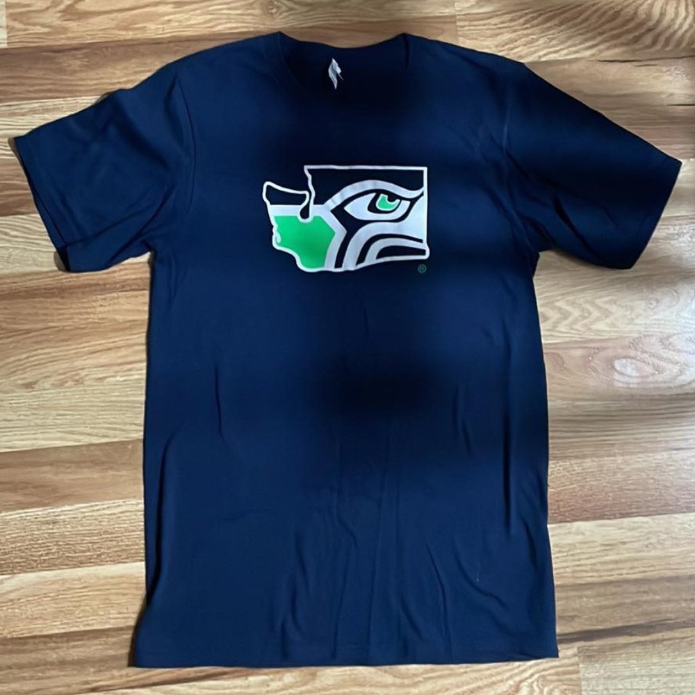 Women Small Seattle Seahawks T-Shirt - Picture 1 of 1